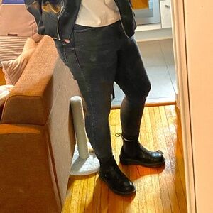 Dr. Martens Chelsea Ankle Boots Size US 5